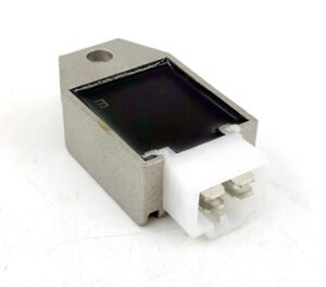 REGULADOR VOLTAGEM - BIZ100 98/05 - POP100 07/15 - 10423 EMBUS