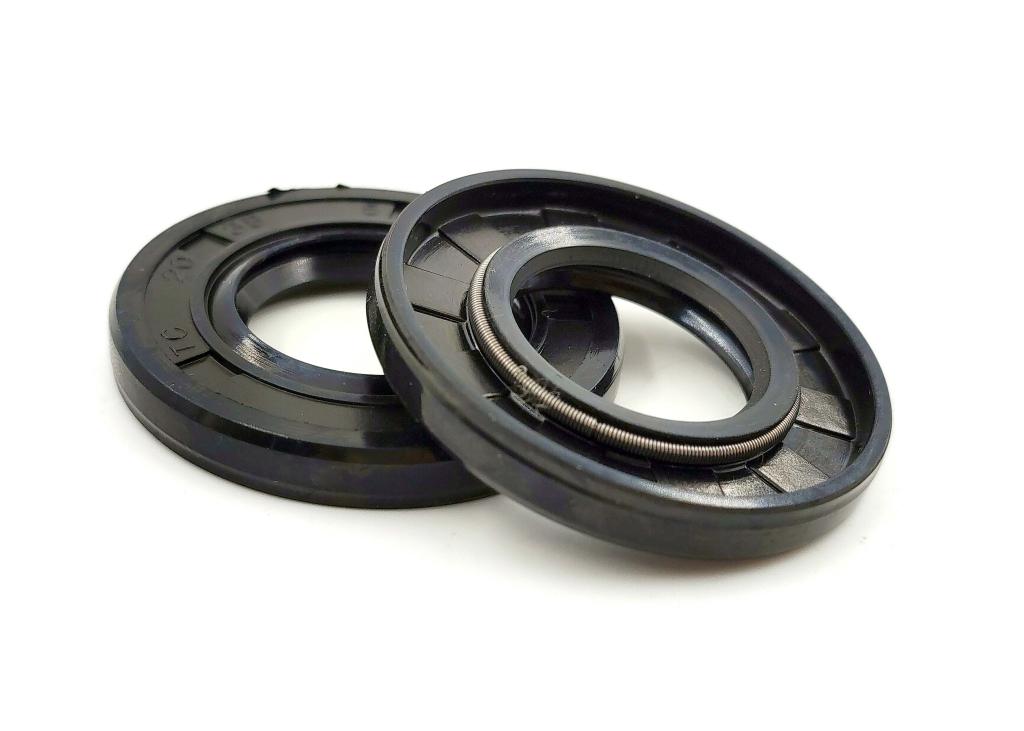 RETENTOR EIXO PINHAO FACTOR 125 / XTZ 125 / YBR 125 00/18 / DT200 (20X38X5) - 10499 EMBUS