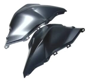 CARENAGEM LATERAL TANQUE TITAN/FAN 160 PRETO 25/26 - 4860002 SPORTIVE
