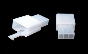 CONECTOR NYLON (3 VIAS) FEMEA SOQUETE FAROL / LANTERNA - 5220 EMBUS