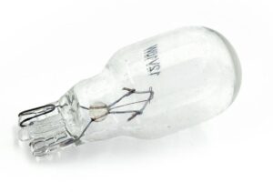 LAMPADA PISCA ESMAGADA 12V 15W TITAN/FAN CRISTAL - 8996 EMBUS