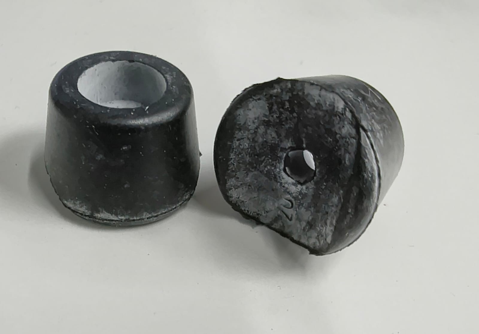 BORRACHA BATENTE - MH07616021 TRATTO